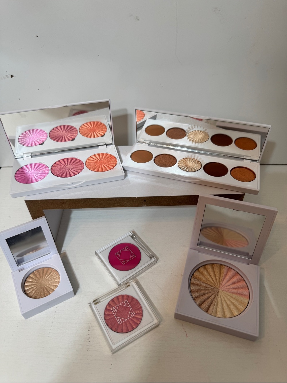 OFRA 5 Radiant Highlighter & Glow Palettes Retails at  165.00